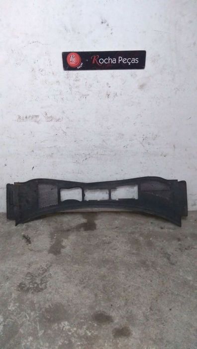 Grelha Torpedo Mercedes-Benz 200 - 300 D (124)