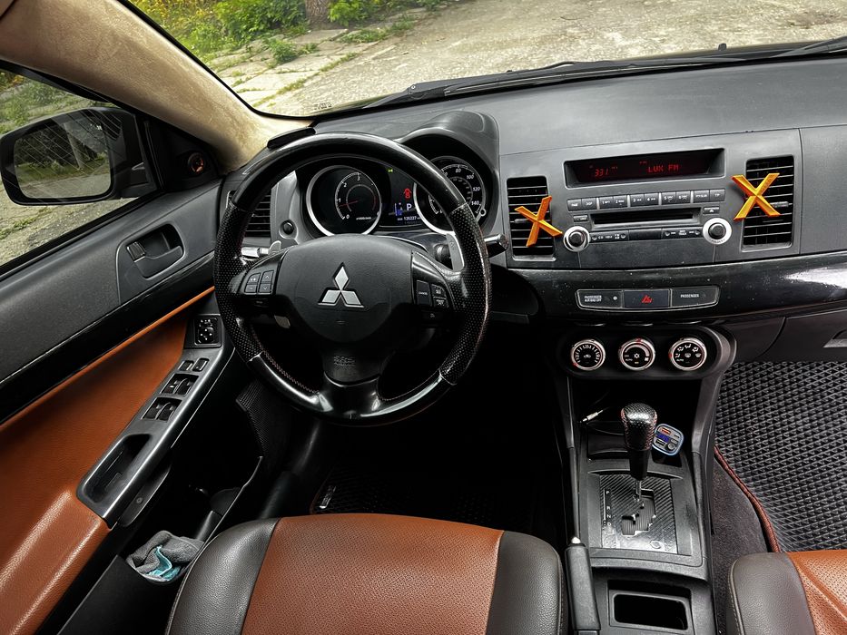 Продам Mitsubishi Lancer 2.0 автомат