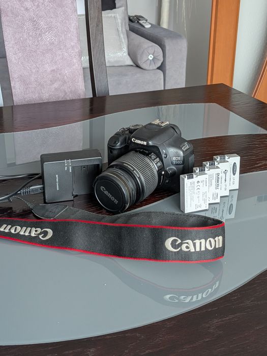 Canon EOS 550D + obiektyw i akcesoria