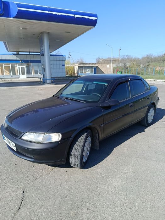 Опель Вектра б 1.6 гбо