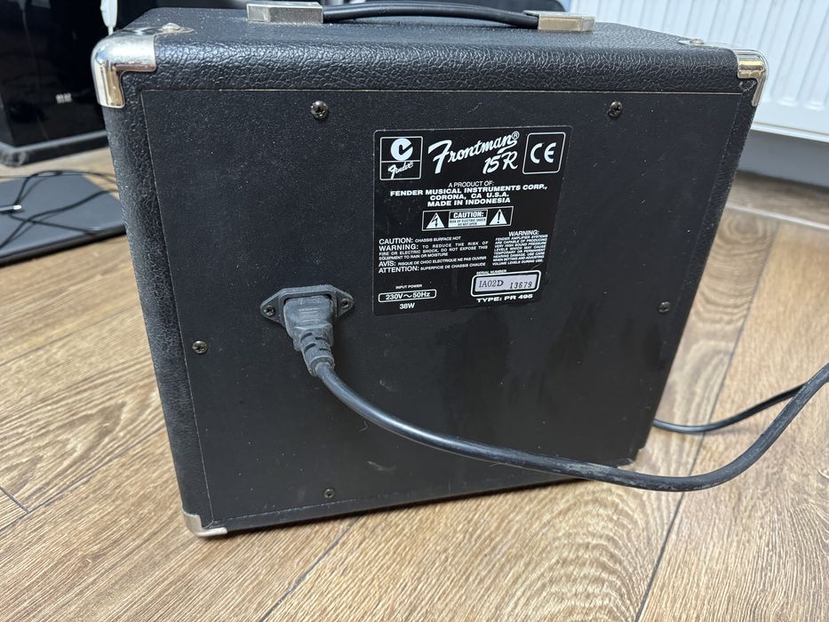 Wzmacniacz Głośnik do E-gitary Fender Frontman 15R