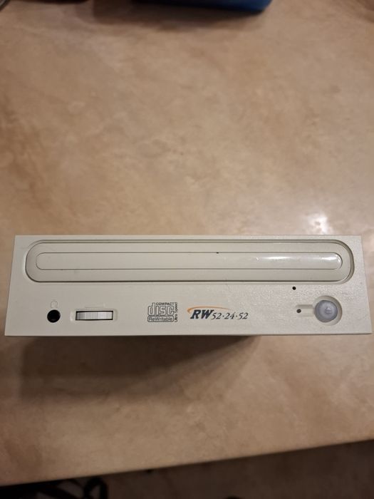 CD-Re Writable model SW-252