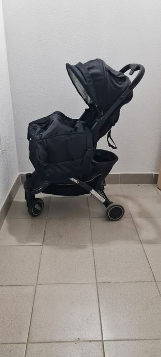 Прогулянкова коляска дитяча benebaby d200