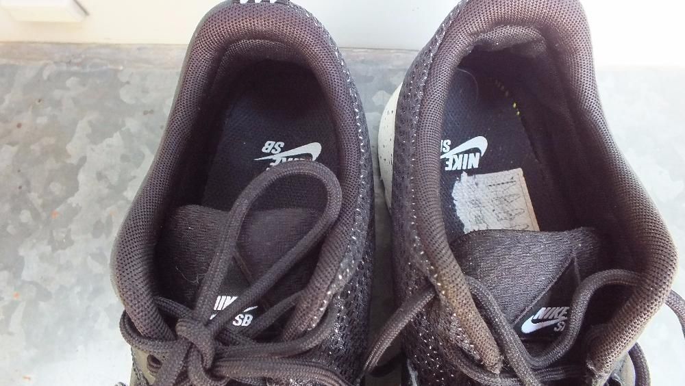 Super buty sportowe marki Nike w roz 42,5
