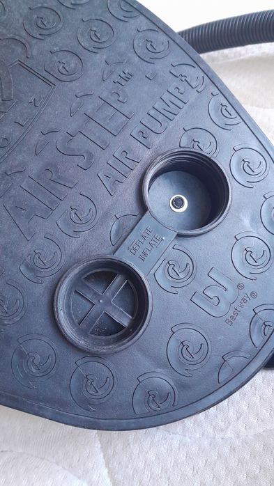 Bomba de pé insufladora Bestway Air Step (modelo 62005)
