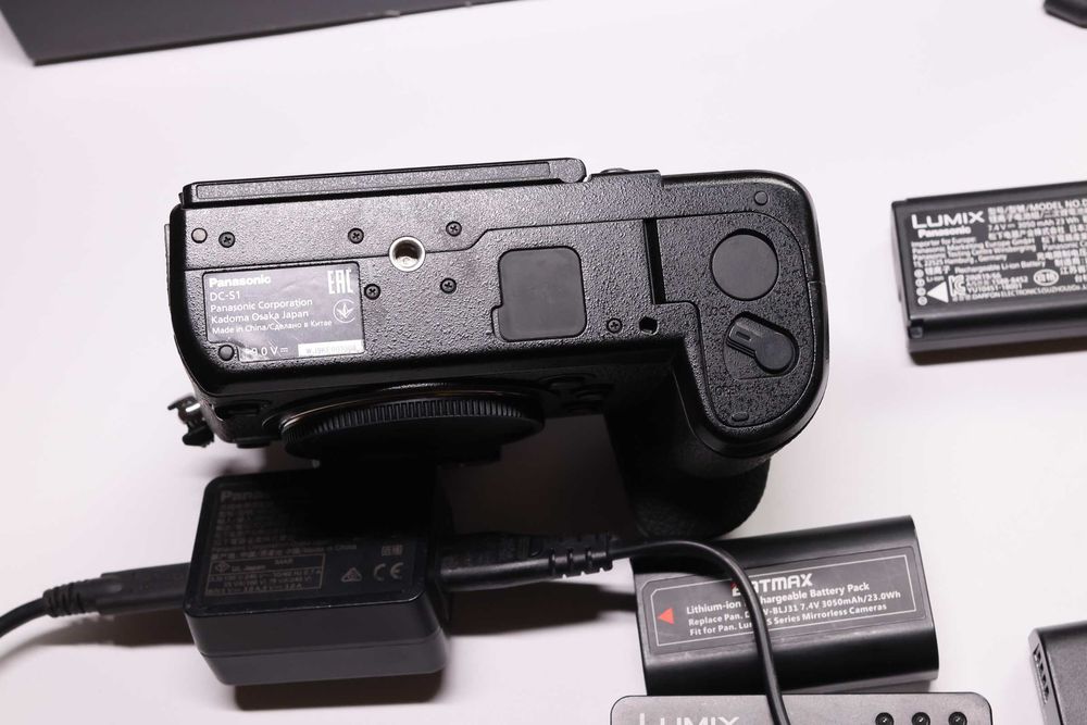 Фотоаппарат Panasonic S1 в  идеальном состоянии