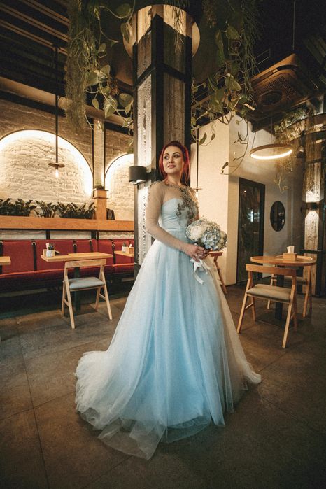 Весільна сукня пишна