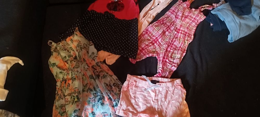 Paka ponad 25 sztuk. 86/92