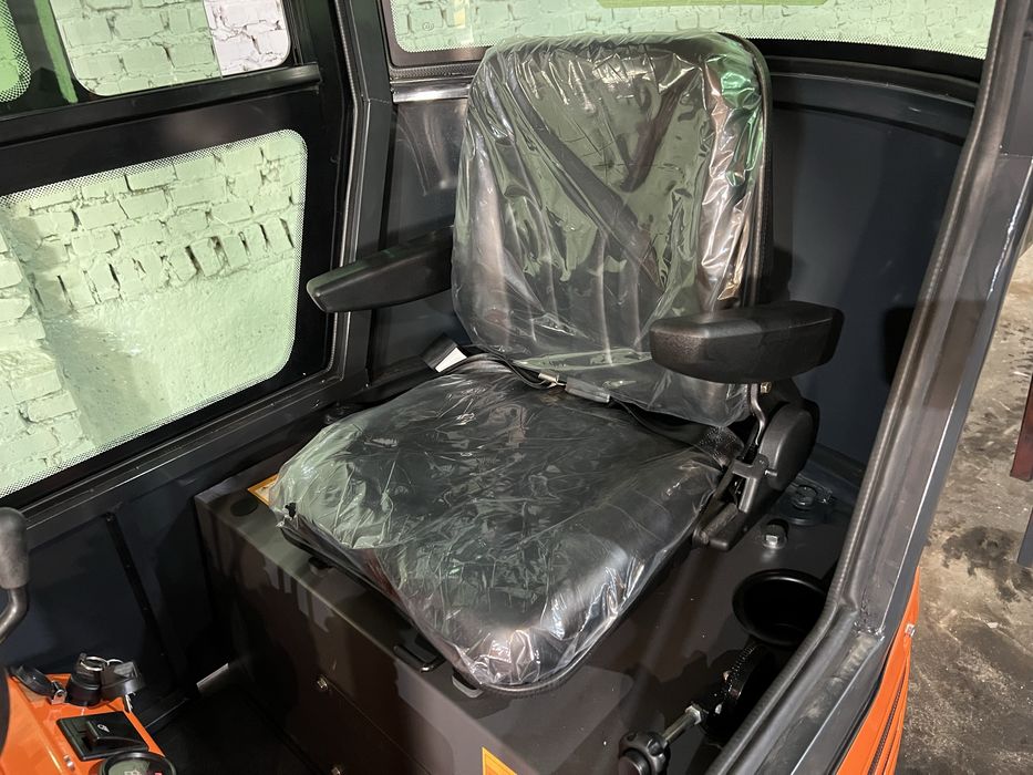 Міні екскаватор з кабіною LeiTe LT1012 CAB! Екскаватор 1.2 тонни