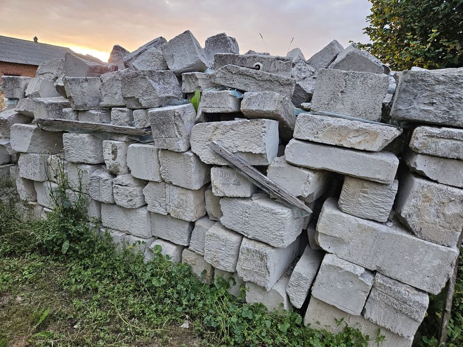 Oddam suporek widoczny na zdjęciu