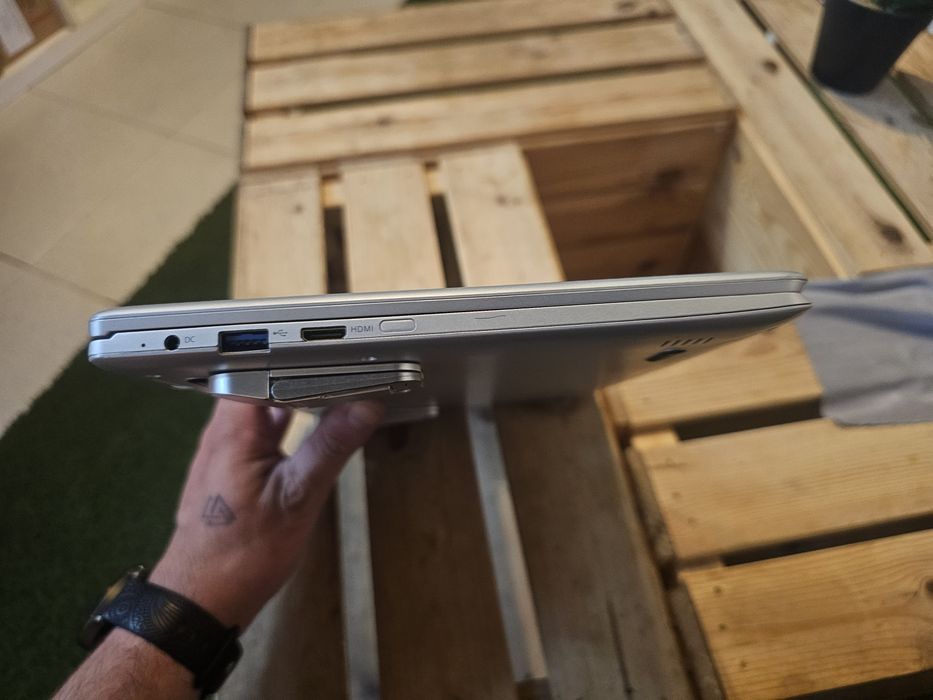 Portátil Wuxian Netbook - Ecrã Tátil, 8GB RAM, 512GB SSD - Impecável