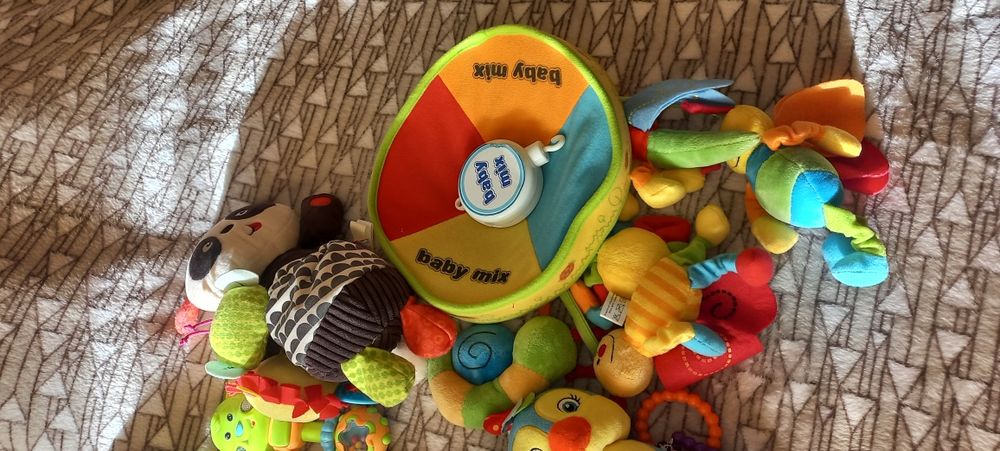Пакет іграшок для найменших
