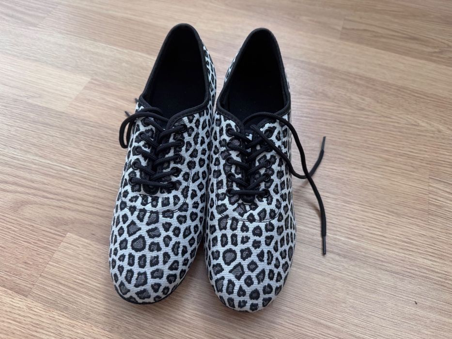 Туфлі для бальних танців, туфлі для латини.