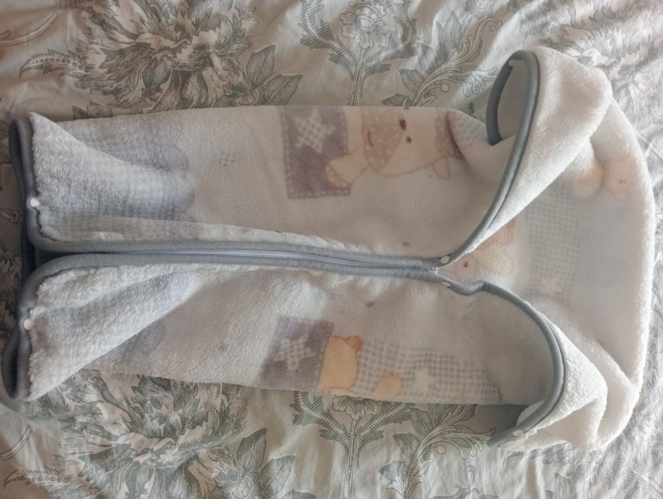 Cobertor bebé quentinho com fecho e molas