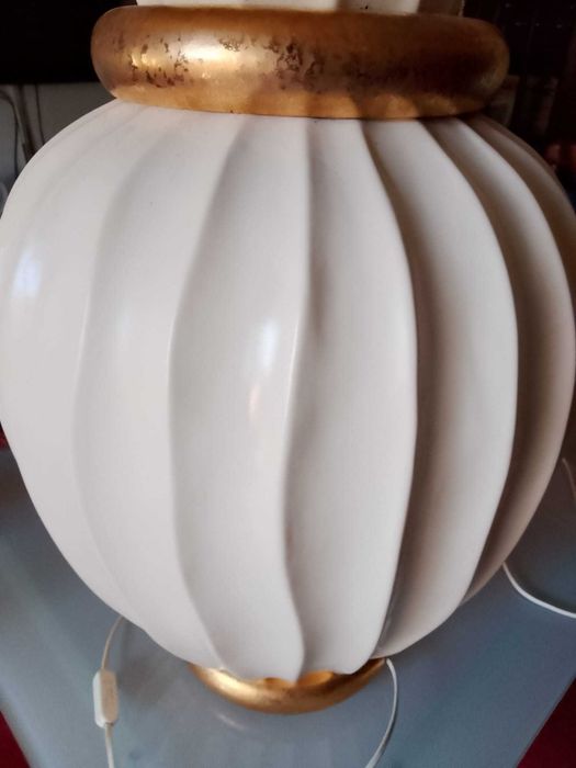 Imponente candeeiro de luxo em ótimo estado