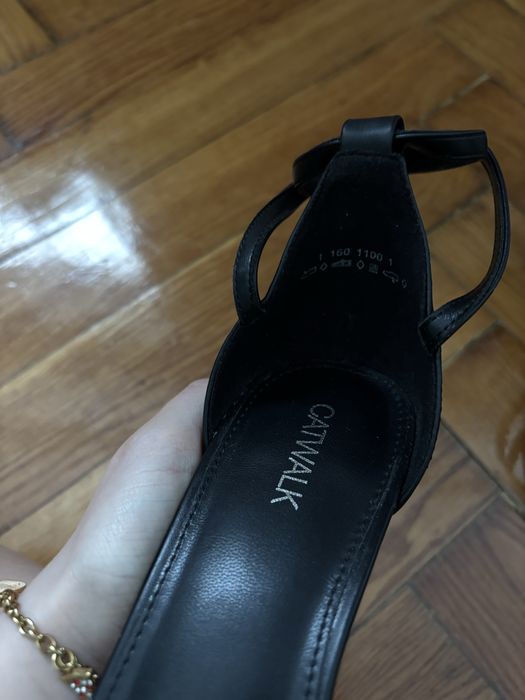 NOWE czarne szpilki Catwalk r. 38 Czółenka 140 zł w sklepie