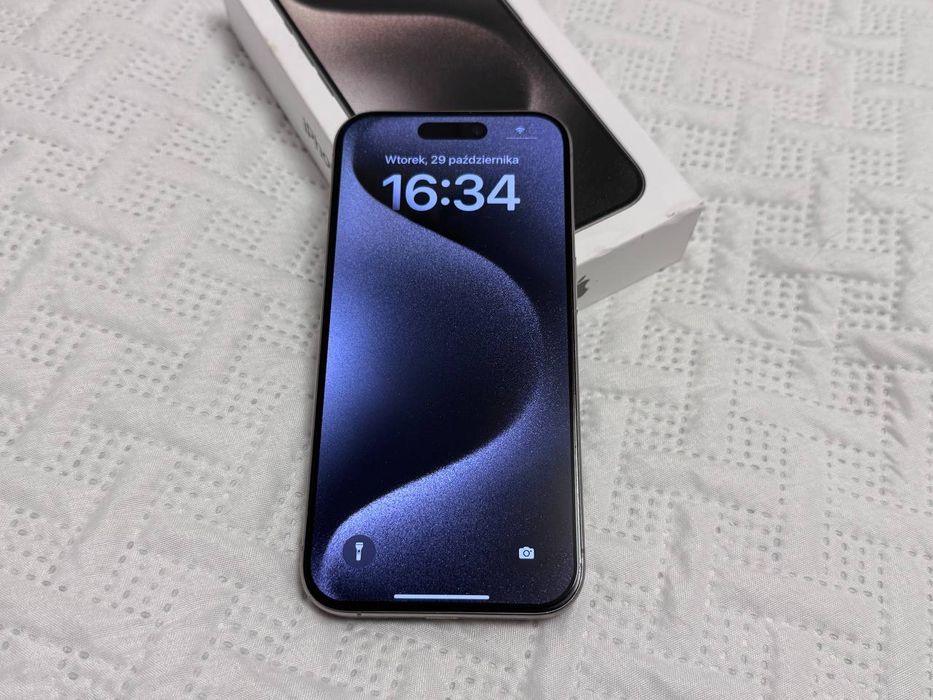 iPhone 15 Pro na 256GB, Natural