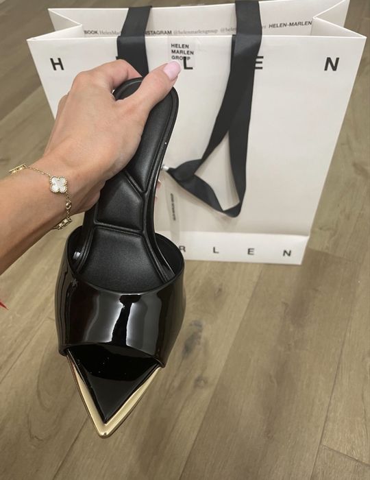 Мюлі чорні лаковані