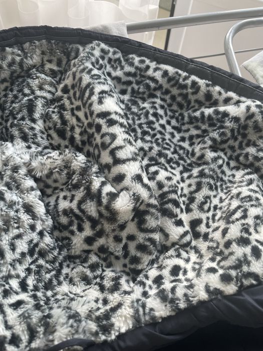 Куртка жіноча