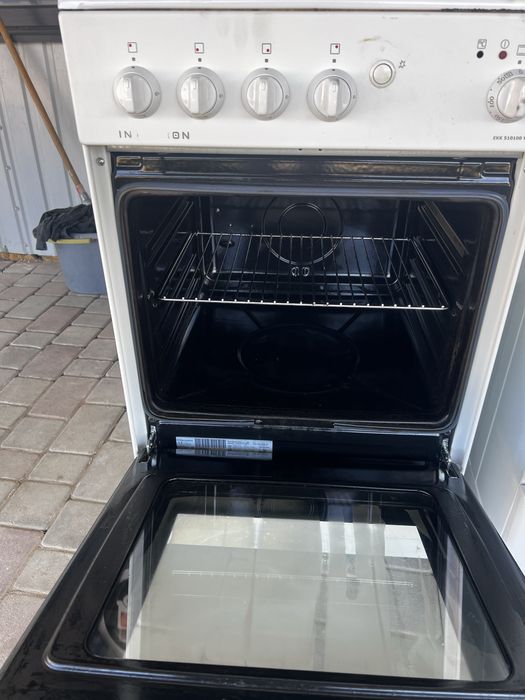 Газова плита Electrolux