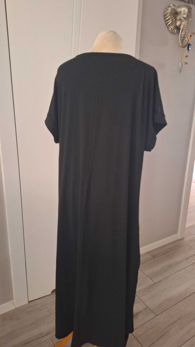 elegancka sukienka długa w roz52 / nowa