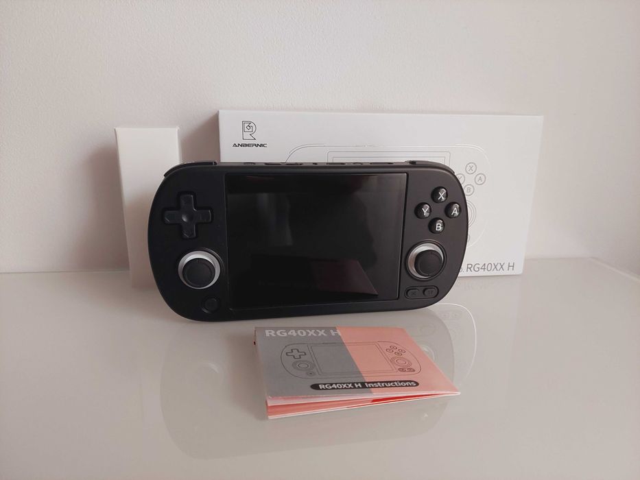 Konsola Anbernic RG40XX H retro gry + karta 64GB - nowa