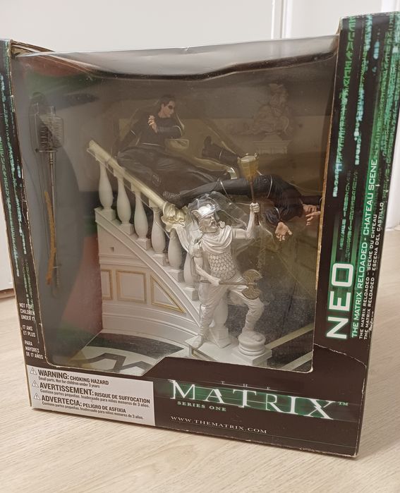 MATRIX , Neo reloaded Chateux Scene Deluxe Box  Diorama  , McFarlane