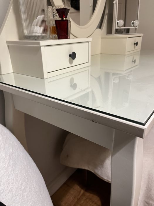 toaletka hemnes ikea