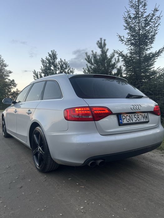 Audi a4 b8 2.0 TDI 140 km alu 18 ! Klima !
