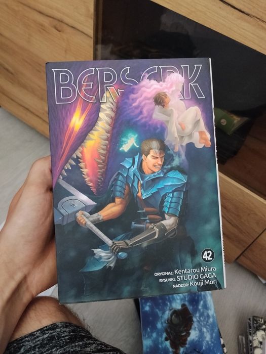 Manga Berserk tom 42