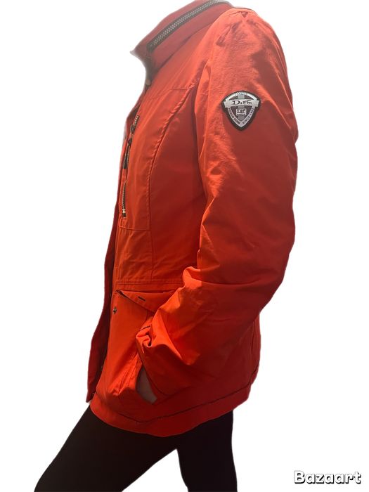 Вітровка Delfin