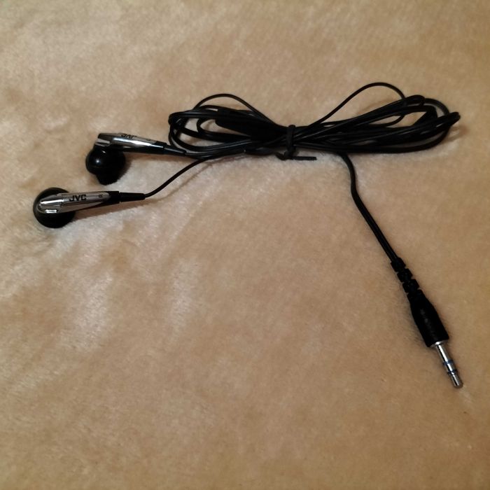 Słuchawki przewodowe do uszne JVC - sprawne.