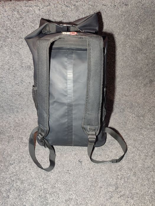 Водонепроникний мото-рюкзак Qbag (roll-top) 30 літрів

30 літрів