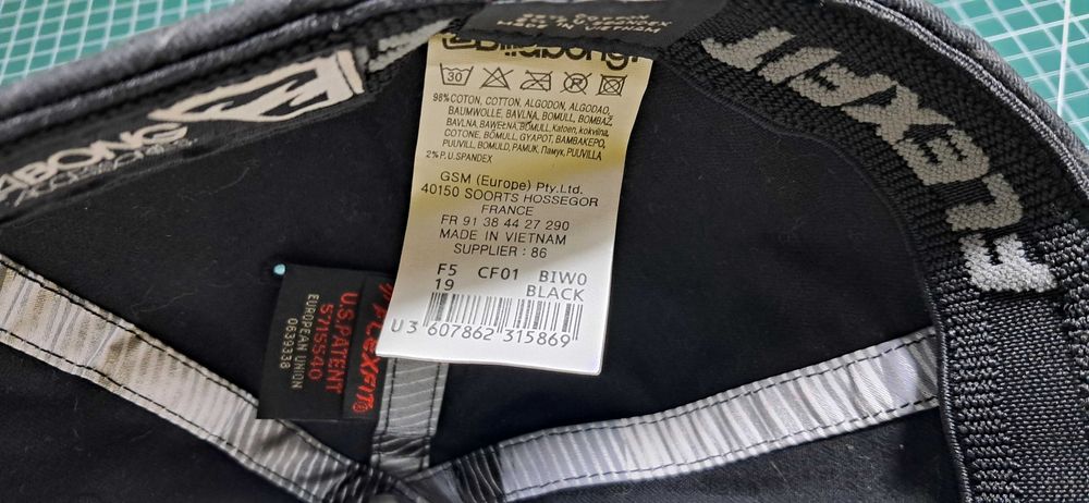 Billabong Flexfit full cap czarna skate