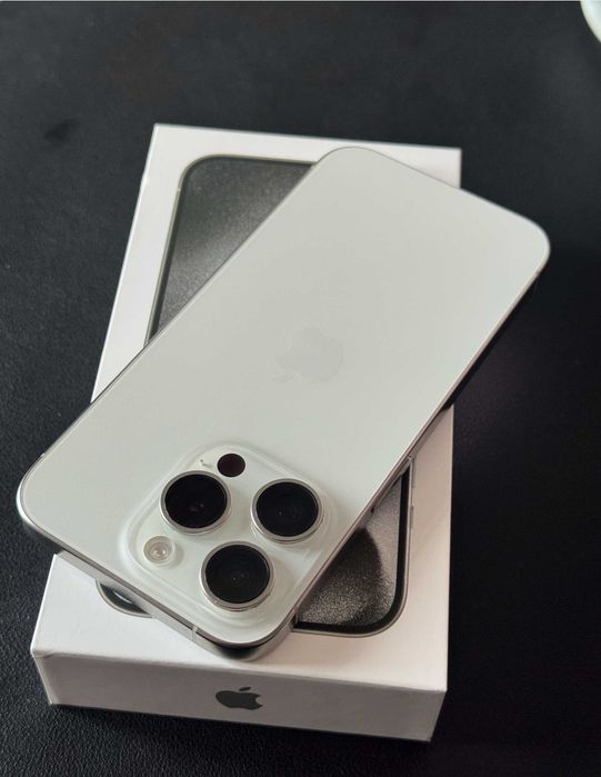 iphone 15 pro stan idealny