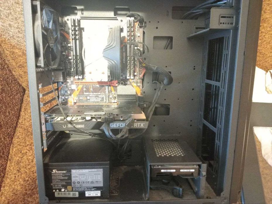 Продам мощный игровой компьютер (RTX 3060, 32 ГБ ОЗУ, SSD)