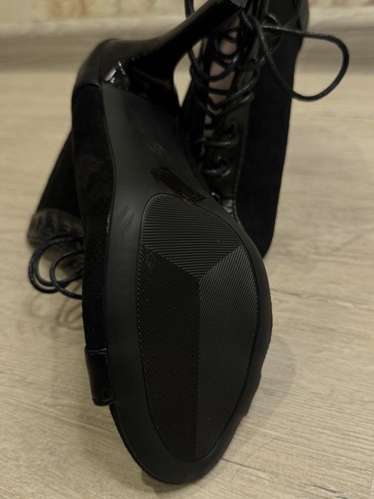 Хай хілс high heels 37, 38 хілз  туфлі  босоніжки бачата хай хілз