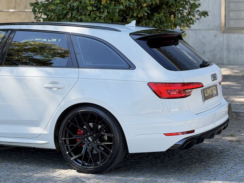 Audi A4 B9 Look Rs4 — photo 5