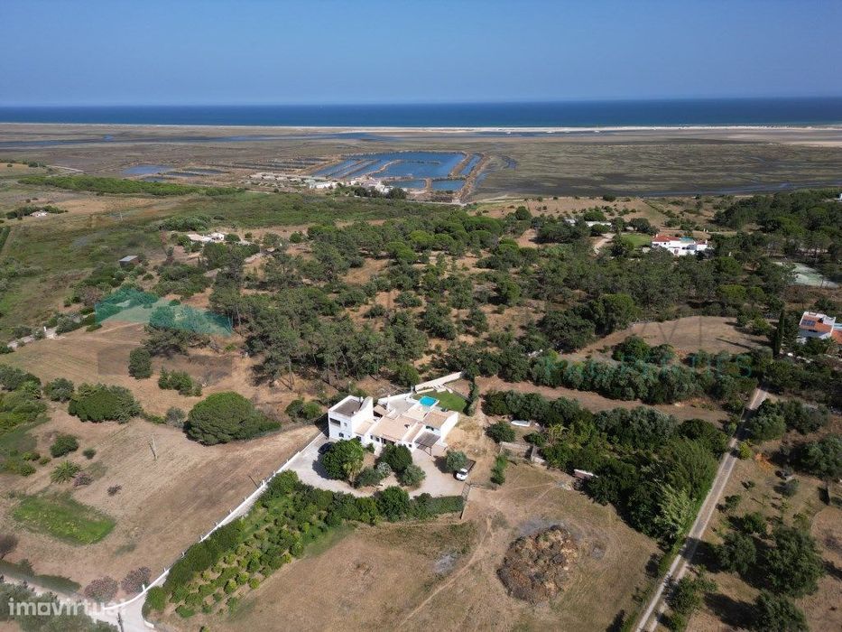 3-Bedroom Detached House with Two Independent Annexes – Luz de Tavira