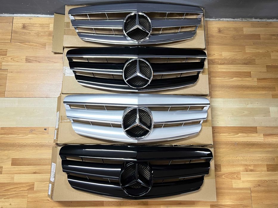 Решетка радиатора s w221 06-09 года дорестайл CL S63 amg Mercedes W221