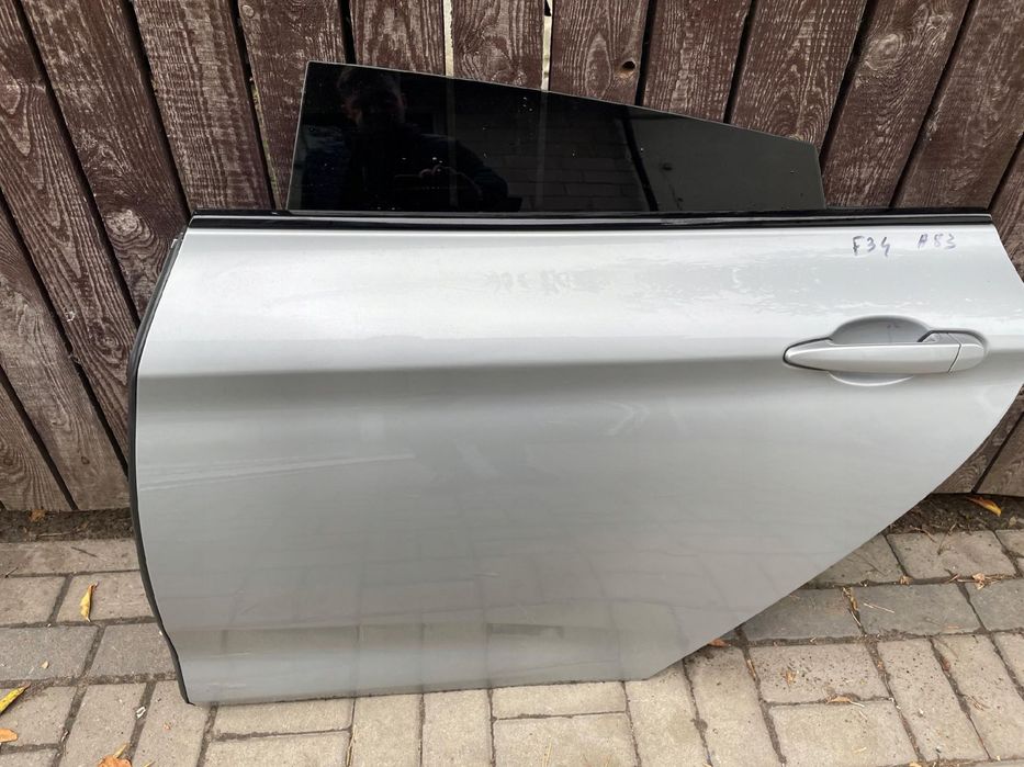BMW 3 GT F34 drzwi lewy tył lewe tylne A83