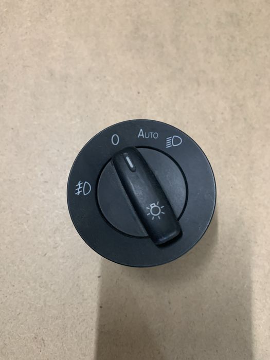 Блок керування Volkswagen Caddy Skoda Passat Golf Jetta