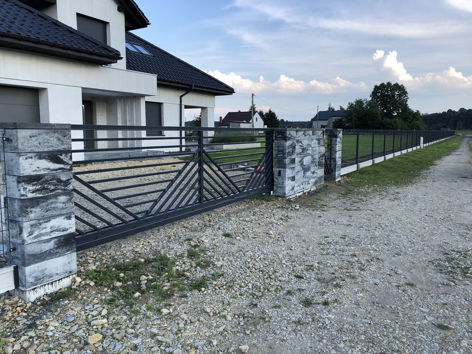 Ogrodzenia panelowe fi 4mm Wiśniowski 10 lat Gw, podmurówka Uranos