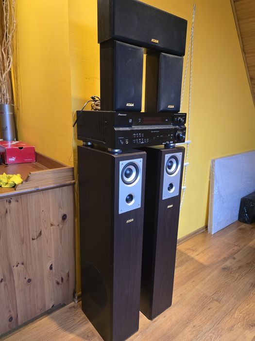 Kino domowe, zestaw głośników Koda + amplituner Pioneer vsx