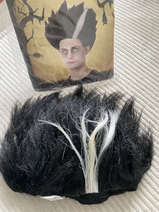 Peruka na głowe hallowen