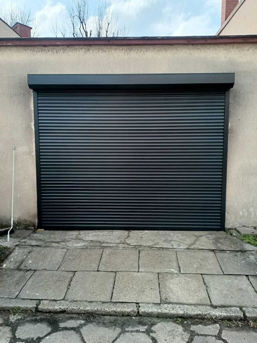 Bramy rolowane ocieplane