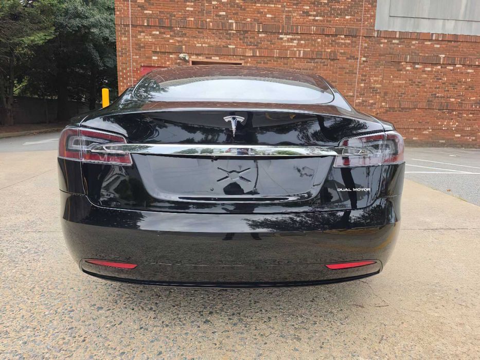 Tesla Model S 100D      2019