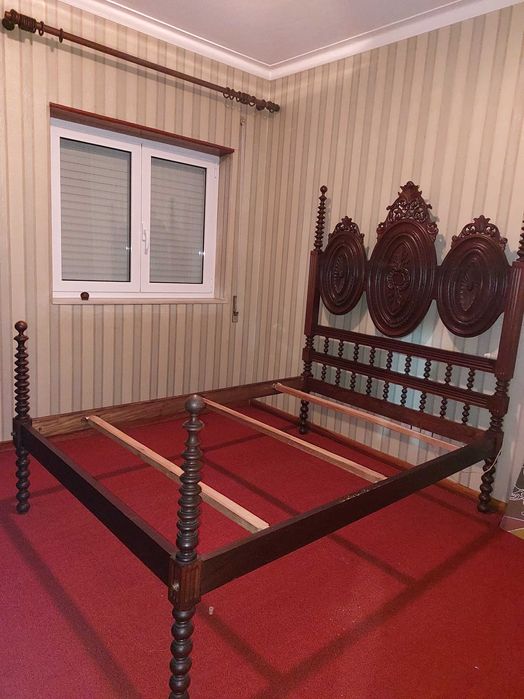 Cama trabalhada p/quarto