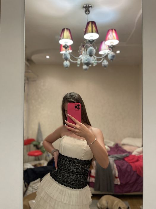 Вечірня сукня