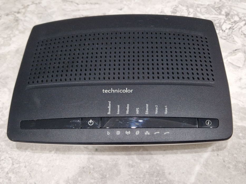 Router technicolor em bom estado